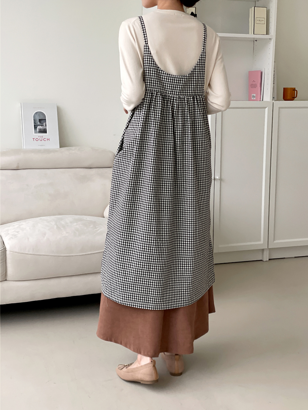 드레스 모델 착용 이미지-S30L3